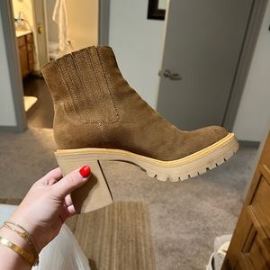 Dolce Vita Caster H2O proof